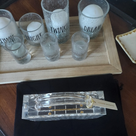 ✨️Host Pick✨️ Amber Sceats Acrylic Bag - Picture 6 of 7